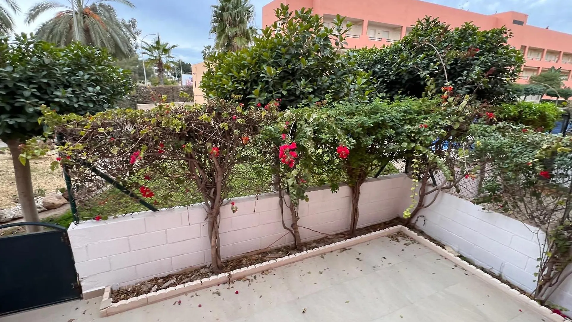 Precioso Bajo Con Jardin En Paraiso De Vera Apartment 0*,  Spain